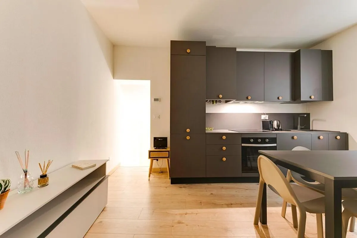 Centro Storico - 2 Camere - 1 Bagno - Free Wi-Fi Modena 0*,