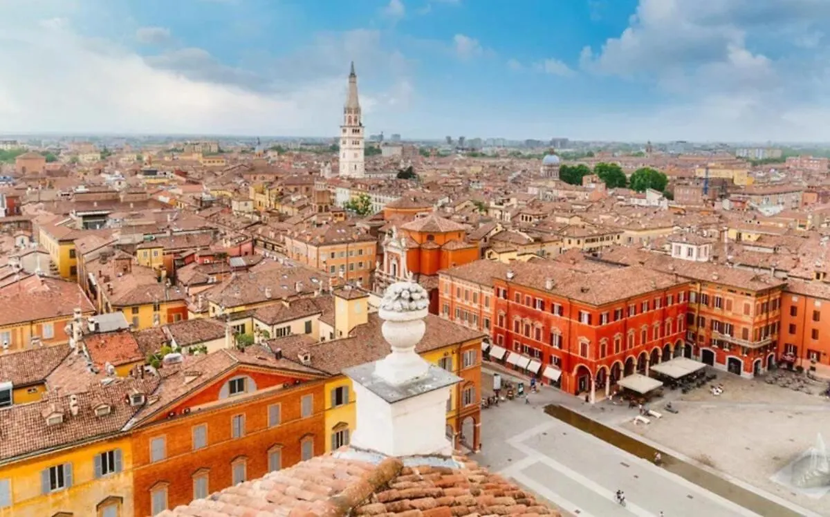 Centro Storico - 2 Camere - 1 Bagno - Free Wi-Fi Modena Italia